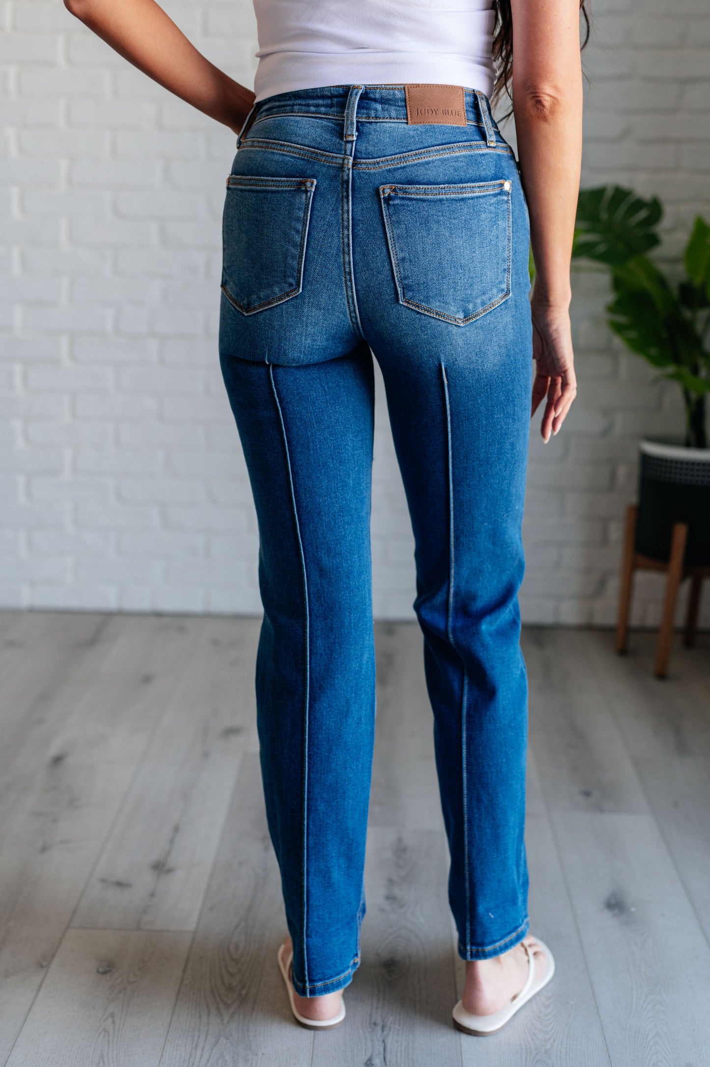 Judy Blues Campbell High Rise Center Seam Detail Straight Jeans