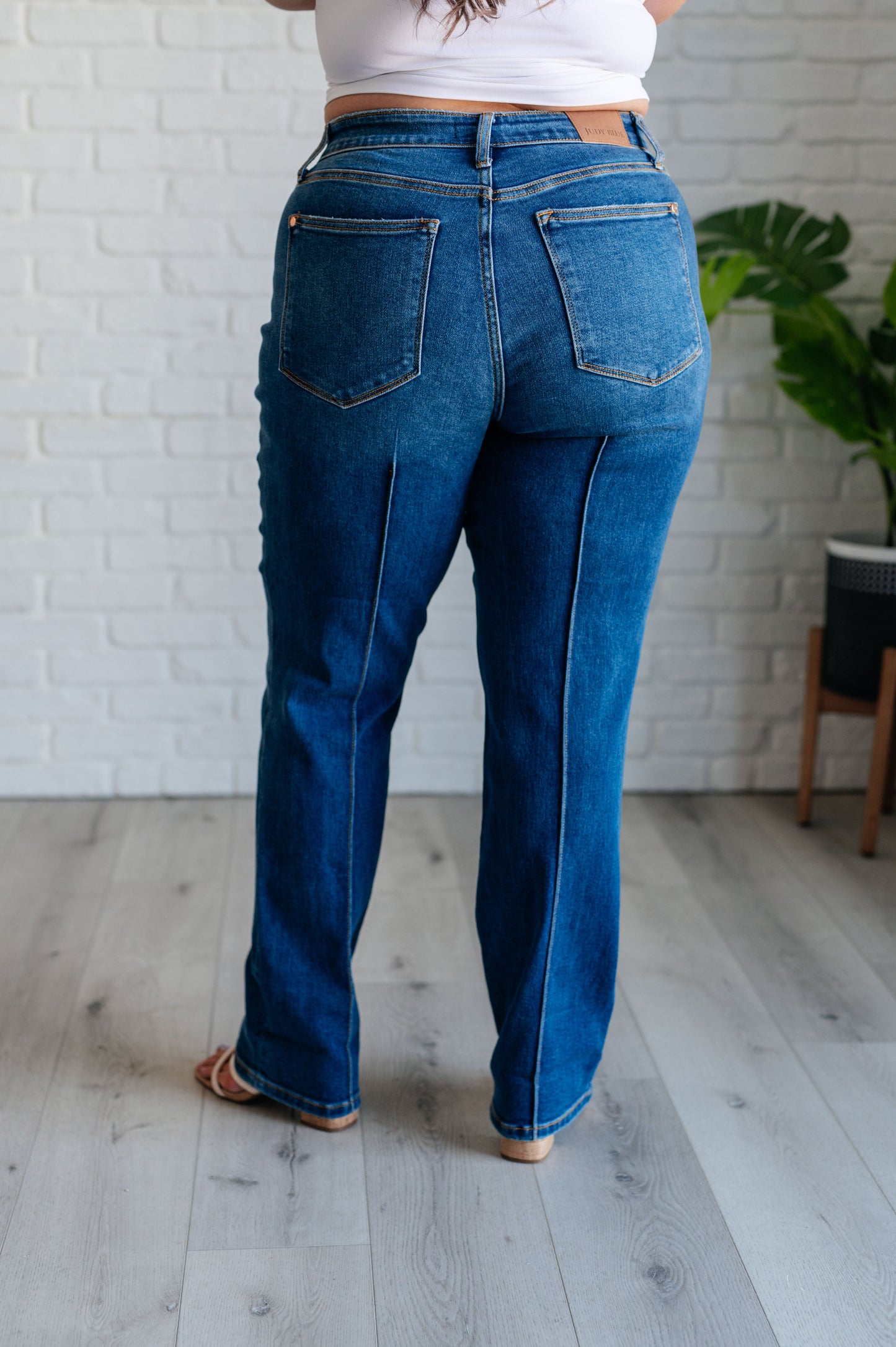 Judy Blues Campbell High Rise Center Seam Detail Straight Jeans