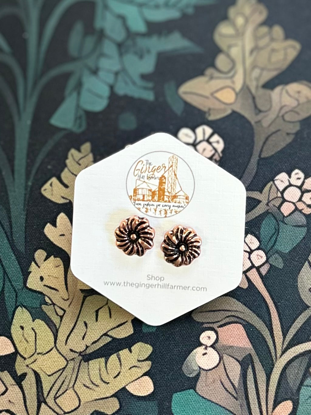 Dainty Western Mini Flower Stud Earrings