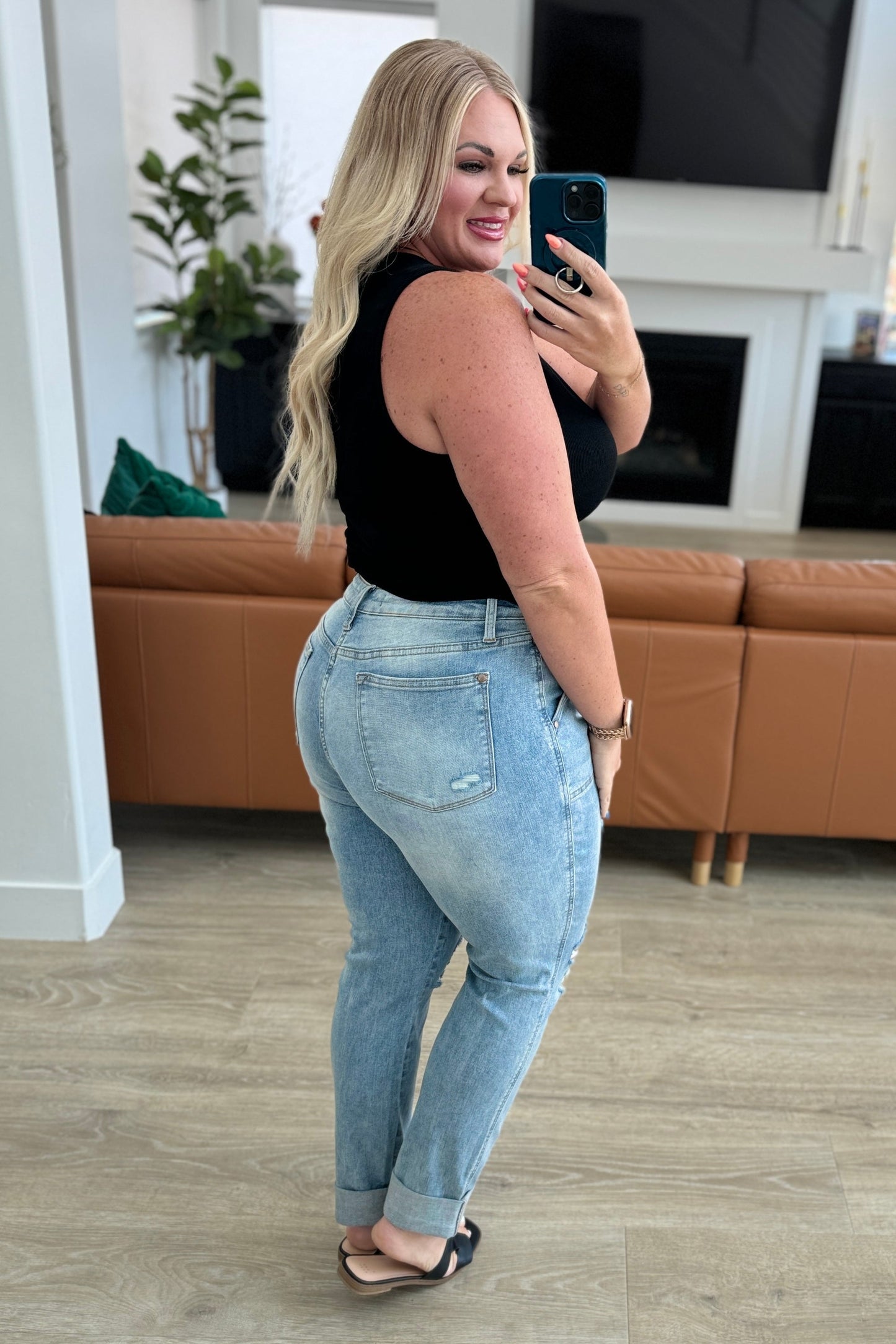 Judy Blues Aiden High Rise Patch Pocket Distressed Boyfriend Jeans