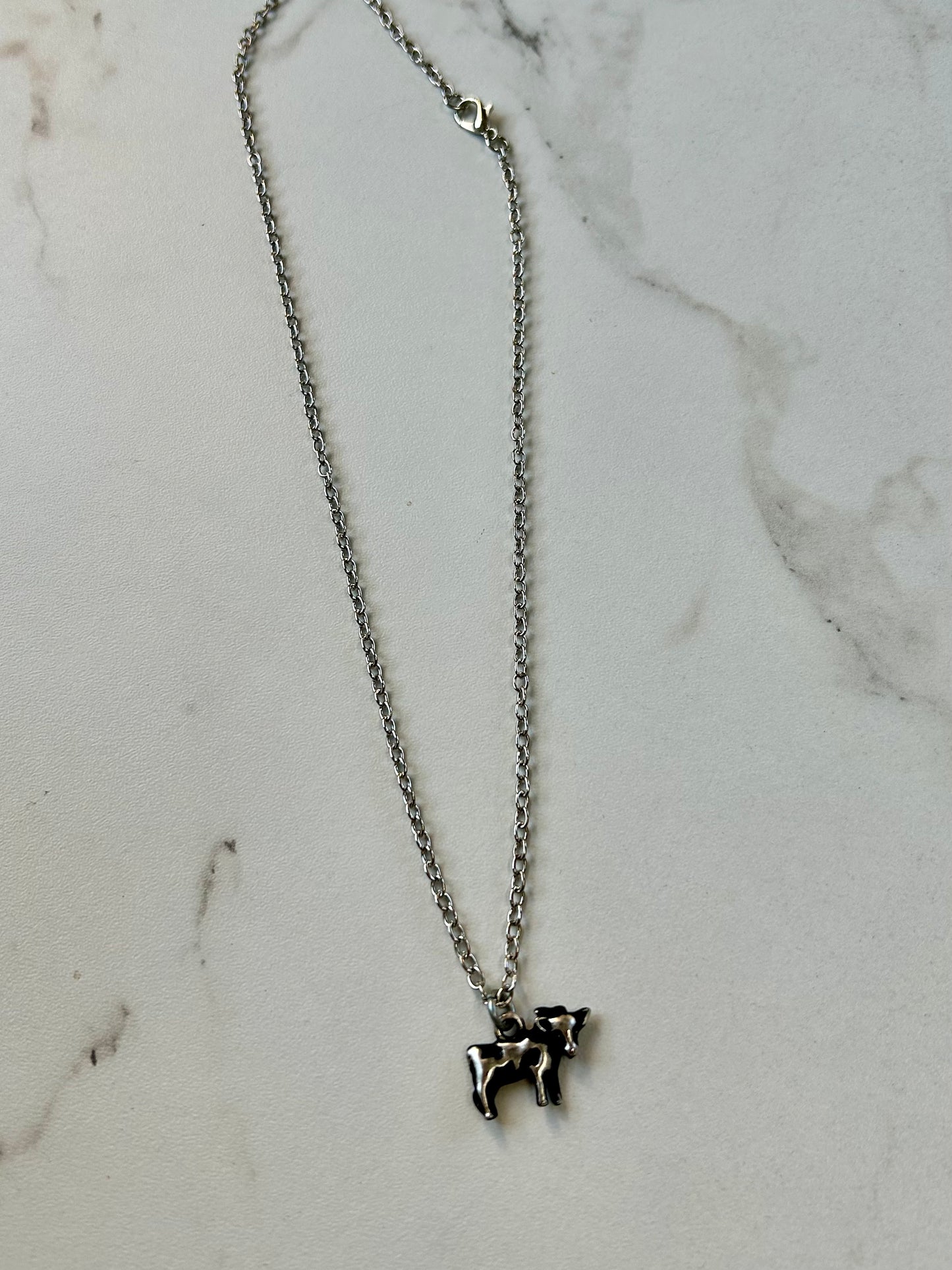 necklace laying flat