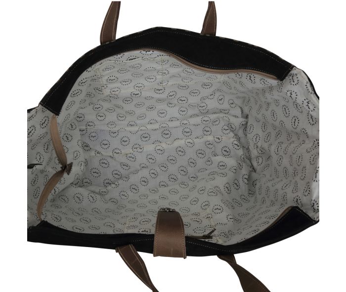 Umber Currant Weekender Bag