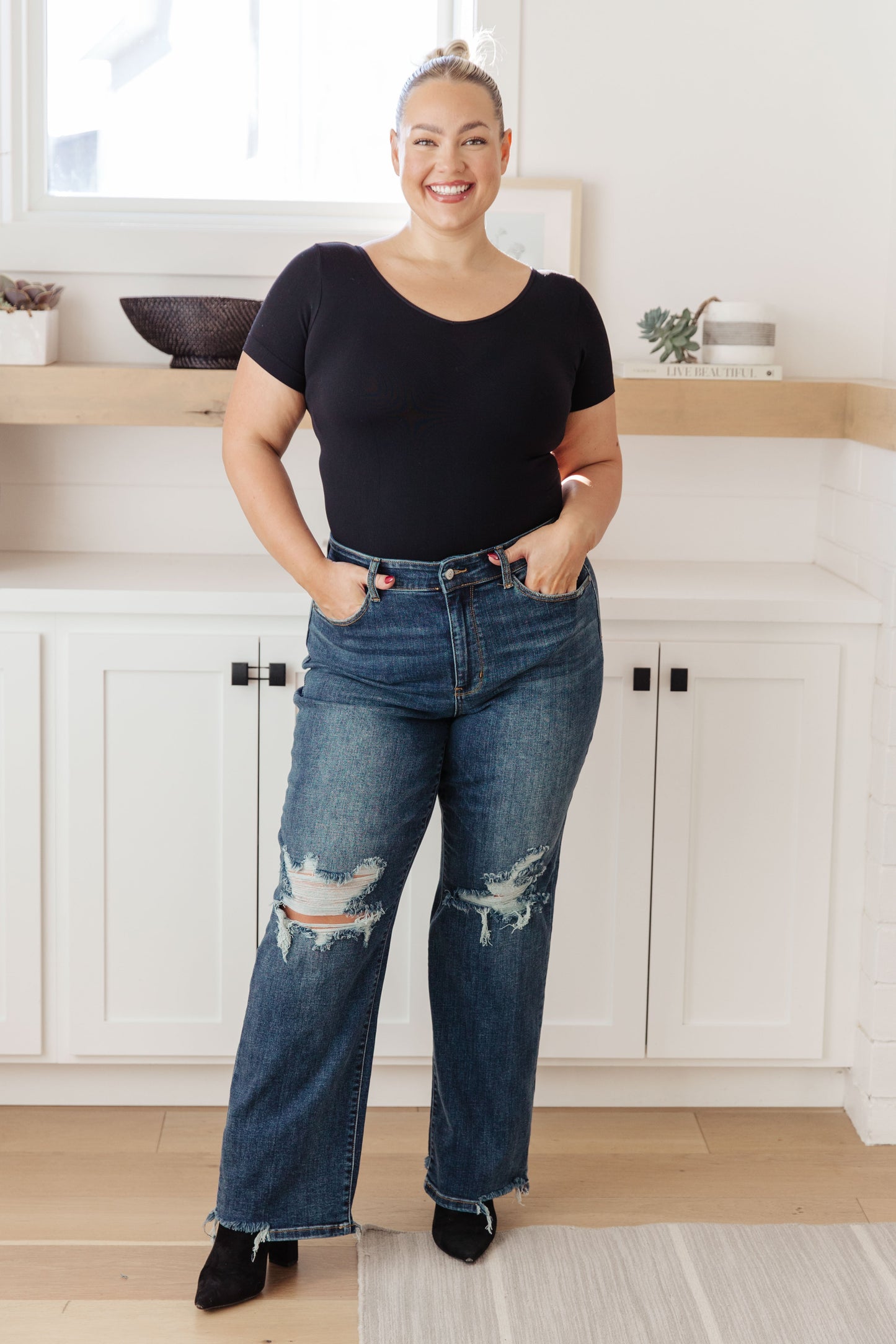 Judy Blues Rose High Rise 90's Straight Jeans in Dark Wash