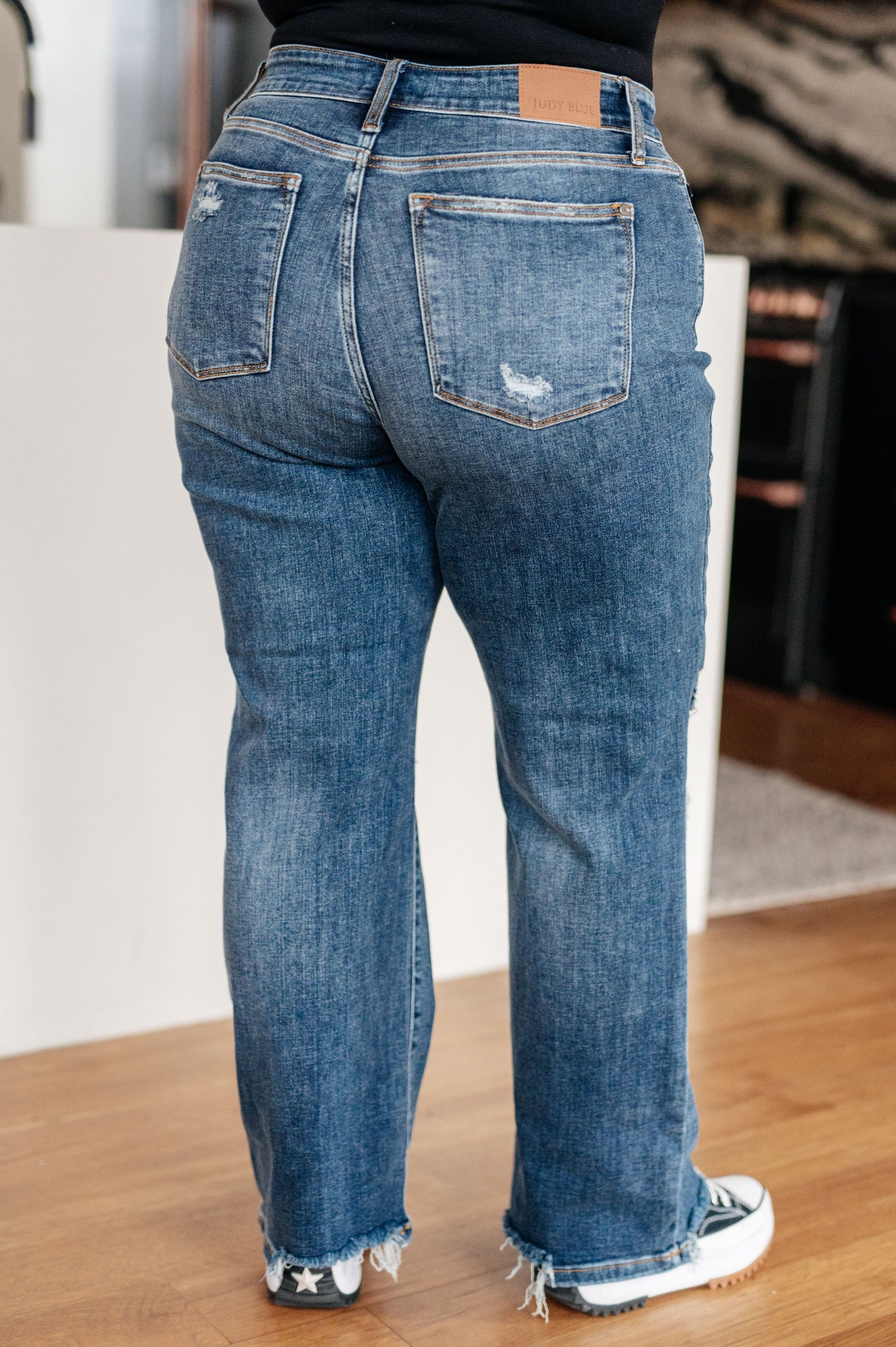 Judy Blues Rose High Rise 90's Straight Jeans in Dark Wash