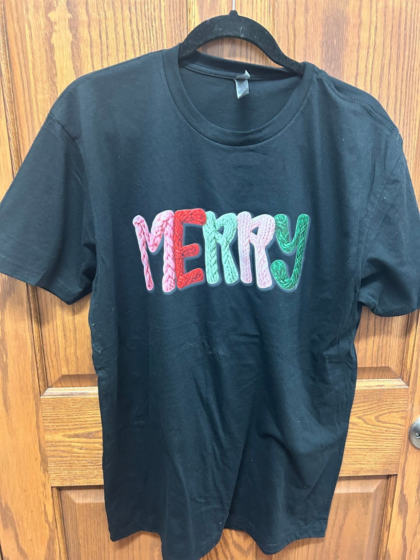 Merry Graphic Short Sleeve Tee