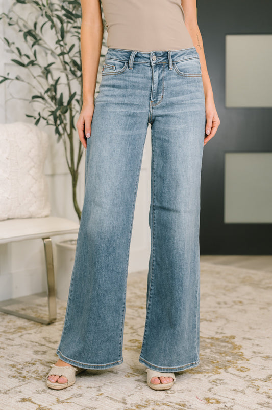 Judy Blue Jeans Adrian Mid Rise Retro Wide Leg