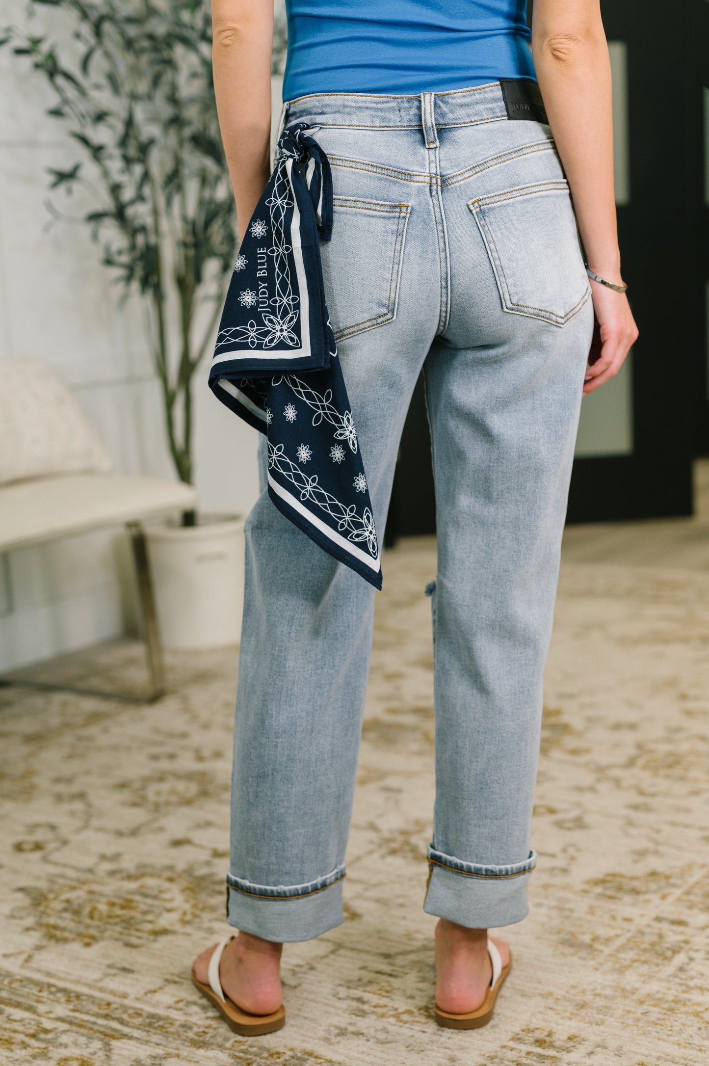 Judy Blue Alex Mid Rise Boyfriend Jean with Bandana Loop